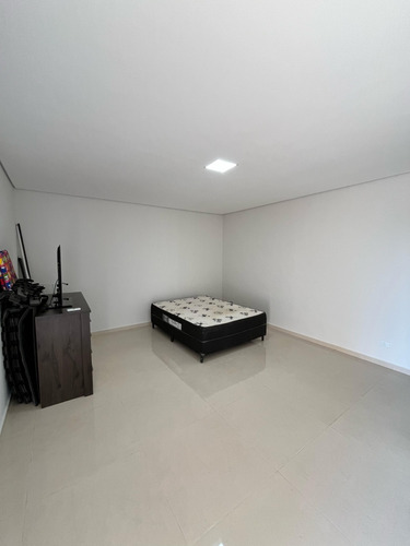 Chácara Formada Com Linda Vista Em Condomínio Fechado