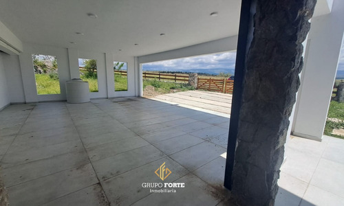 Venta De Vivienda En Lomas Del Tigre