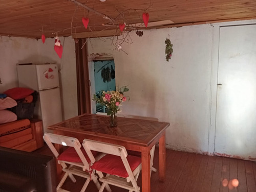 Casa Con Gran Patio En Ercilla Bajo