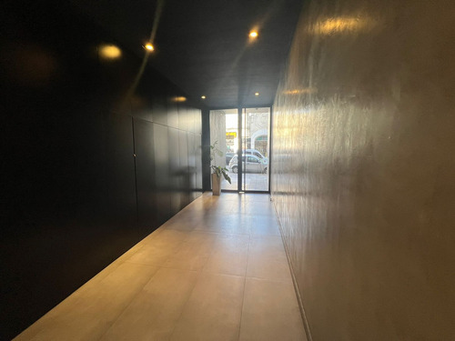Departamento Monoambiente - Amoblado Con Balcon