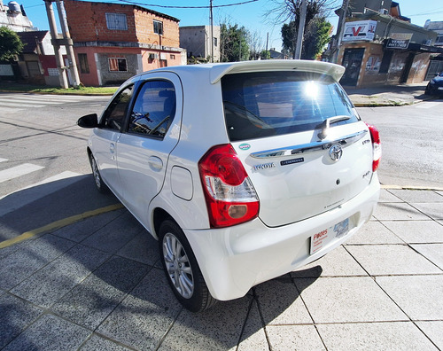 Toyota Etios 1.5 Xls