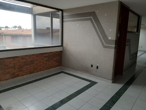 Edificio - Oficinas En Renta En Real De Arcos
