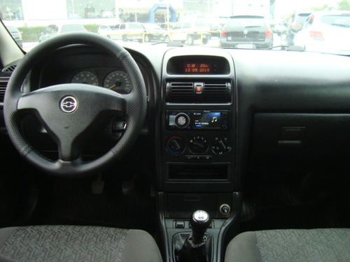 Astra Sedan Advantage 2.0 Flex