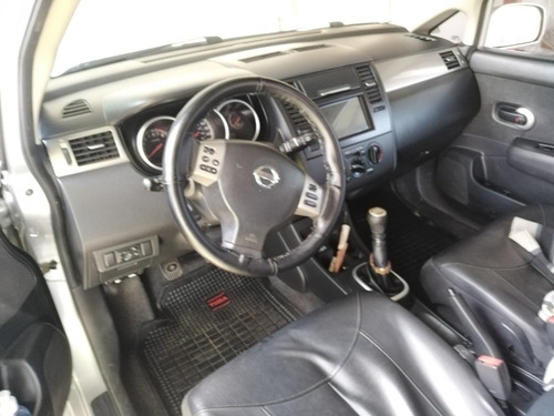 Nissan Tiida 2013 1.8 Emotion Mt