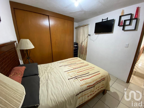 Venta Casa 4 Ambientes Félix Ireta