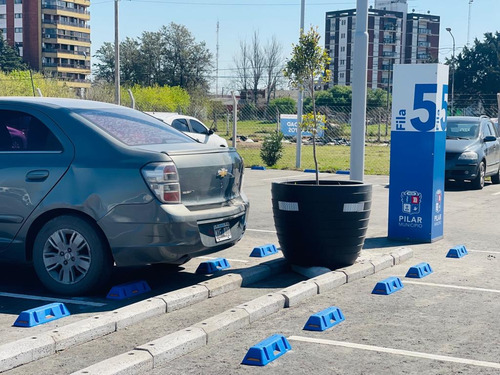 Tope Estacionamiento L-501 Jordan Plas - 43,5 X 8 - 2 Unid. Amarillo