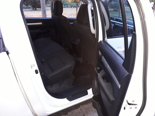 Toyota Hilux Sr Dc 4x4 6 Mt 2020