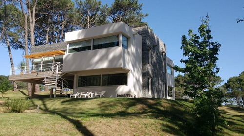 Casa En Alquiler Por Temporada De 3 Dormitorios En Portezuelo