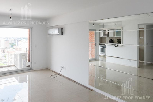 Imagen 1 de 14 de Departamento De Categoria Moron.