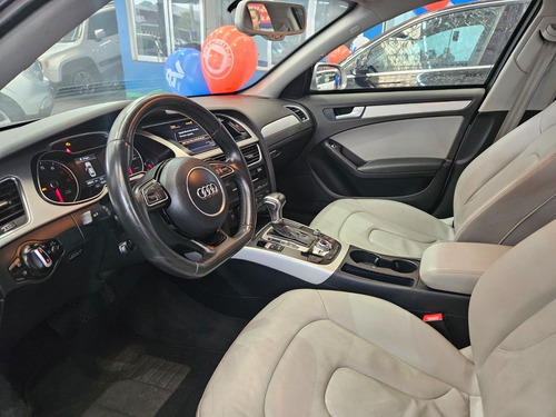 Audi A4 Launch Edition 2.0 TFSI 190cv S troni