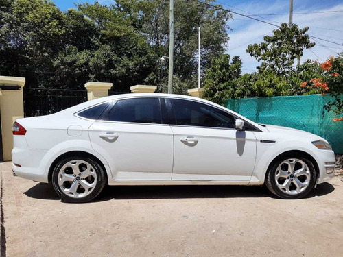 Imagen 2 de 12 de Ford Mondeo 2013 2.0 Titanium Gi Ecoboost 240cv At