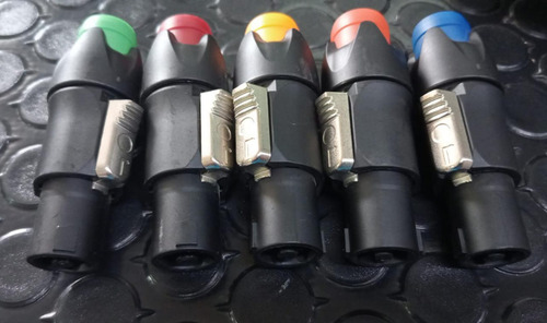 30 Conectores Generico Compatible Con Speakon Machos/hembras Machos Variados/ Hembras Negros