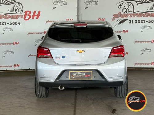 Chevrolet Onix 1.4 MPFI LT 8V FLEX 4P AUTOMÁTICO