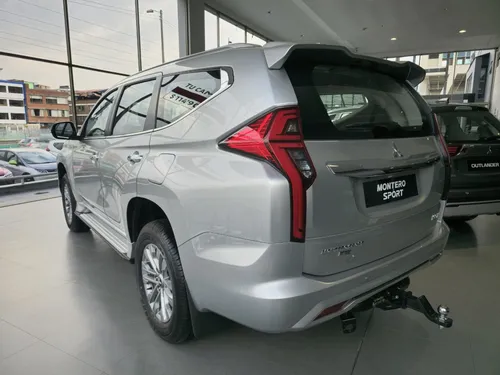 Mitsubishi Montero Sport 3.0l 4x2 At. Es