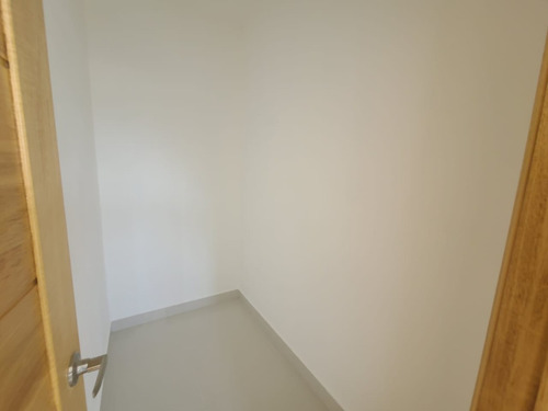 Imagen 5 de 21 de En Venta Maravilloso Penthouse Con Terraza Privada De Oportunidad Nuevo A Estrenar
