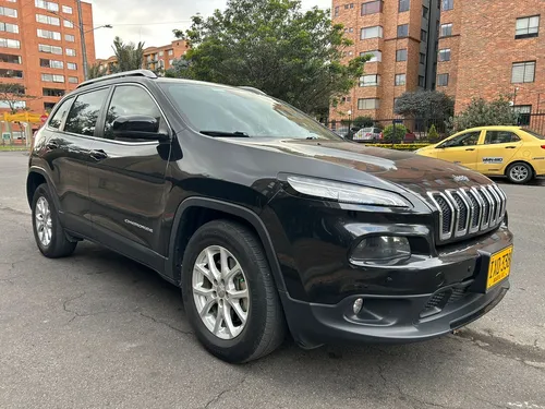 Jeep Cherokee 3.2 Longitude