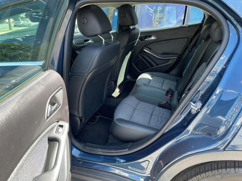 Imagem 8 de 16 de Mercedes-benz Classe Gla 1.6 Style Turbo Flex 5p