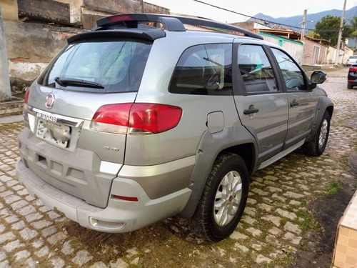 Imagem 5 de 14 de Fiat Palio Weekend Adventure Locker 1.8 16v E-torq