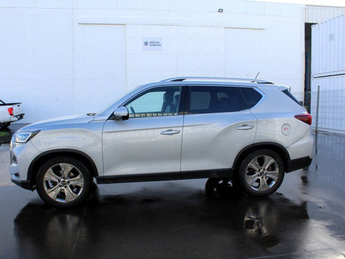 SsangYong Rexton 4WD 2.O AT