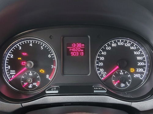 Imagem 9 de 15 de Volkswagen Fox Trend 1.6 Mi 8v