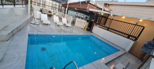 Cobertura Com Piscina, Churrasqueira E Vista Do Mar
