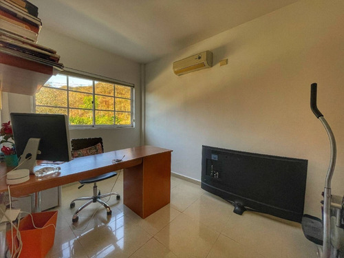 Imagen 18 de 20 de Re/max. Iris Hernandez . Townhouse (250m2). Piedras Pintadas. Valencia. Codigo 136400