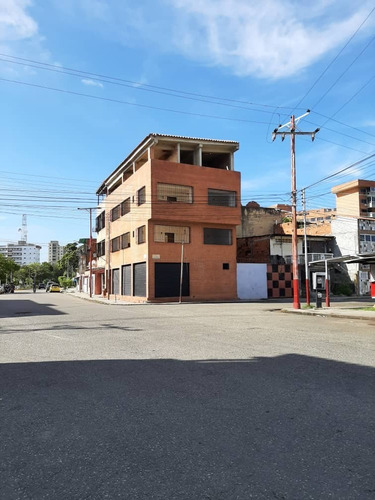 Edificio En Venta En Obra Gris Higuerote