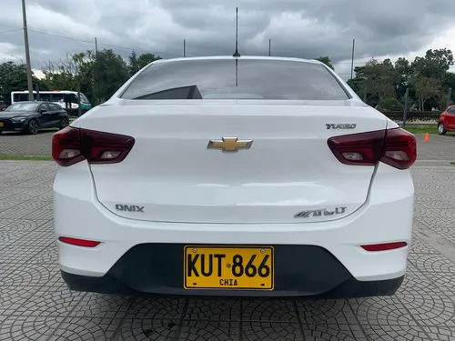 Chevrolet Onix 1.0T Lt
