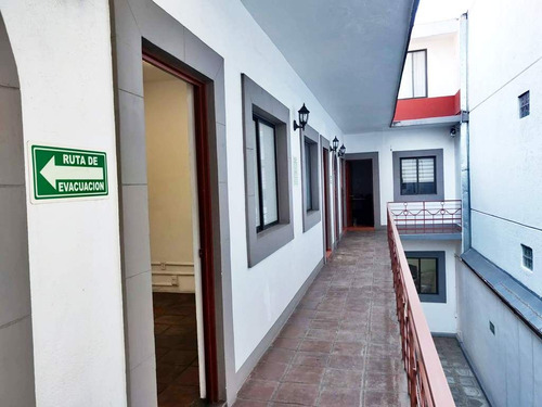 Casa En Venta Con Gran Terreno En Colonia Álamos: Ideal Para Colegios Y Vivienda