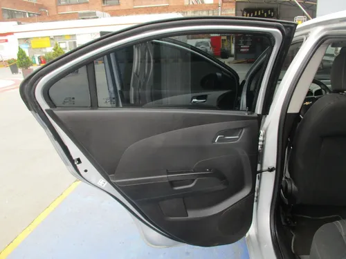 Chevrolet Sonic Lt 1600cc Mt Aa