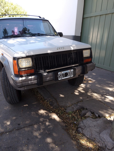 Jeep Cherokee 2.1