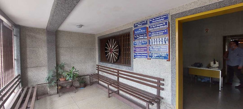 Imagen 2 de 9 de Local Comercial Los Cedros