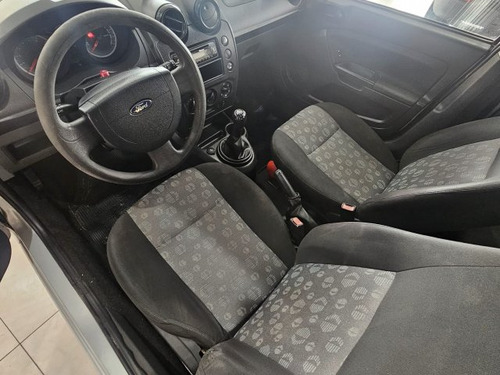 Ford Fiesta Fiesta 1.0 ROCAM HATCH 8V FLEX 4P MANUAL