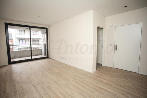 Departamento En Venta - 3 Ambientes En Parque Chacabuco
