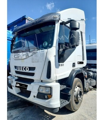 Imagem 2 de 8 de Caminhão Iveco Cursor 330 - 4x2 T Teto Alto