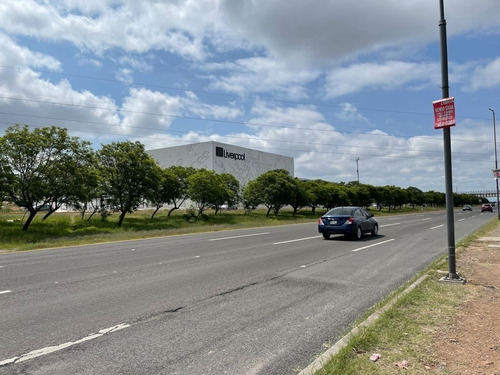 Imagen 2 de 5 de Terreno Comercial En Venta Sobre Fray Junipero, Queretaro