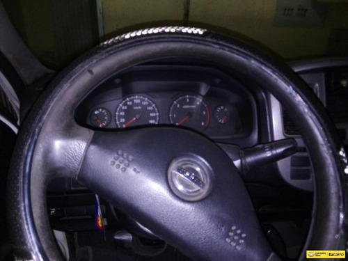 Imagen 14 de 15 de Nissan Urban Van Pasajeros
