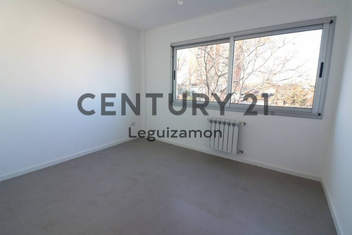 Imagen 13 de 25 de Departamento De 3 Ambientes Con Cocheras En Venta - Beccar