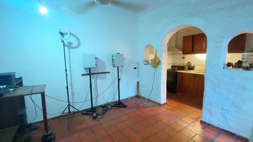 Casa De 4 Ambientes Con Patio, Terraza Saavedra