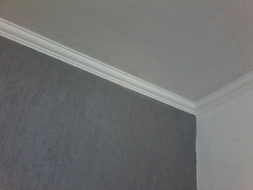 Imagem 6 de 8 de Rodateto Sanca Moldura Em Isopor Moldutec M15 C/ 20 Metros L