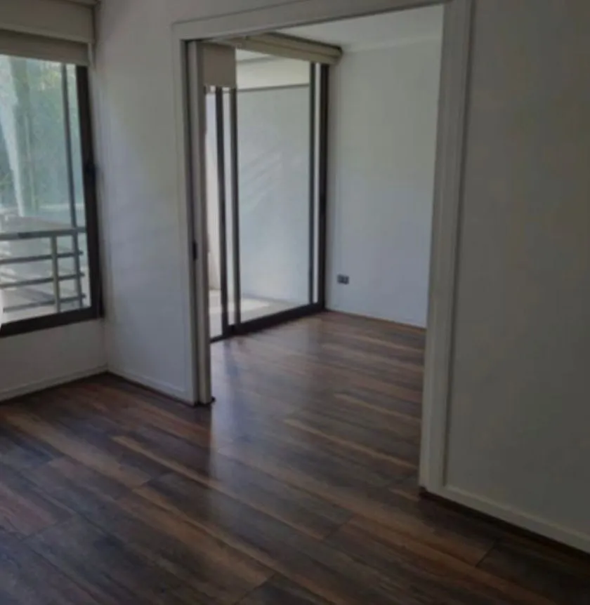 Imagen 2 de 9 de Depto En Las Condes En Venta De 1 Dormitorio 1 Baño