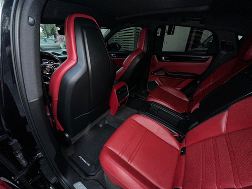 Porsche Cayenne coupé 3.0 v6 turbo at