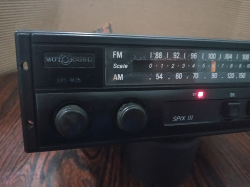 Rádio Carro Antigo Motoradio Spix3 Amrs25 Ligando A Revisar (Usado)