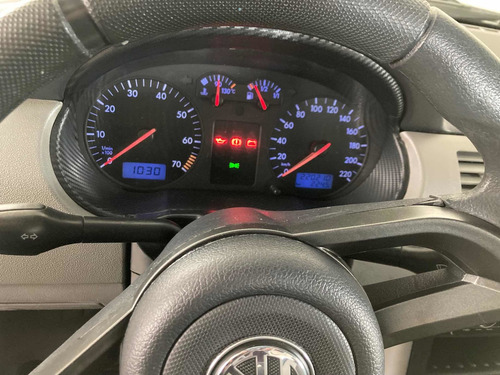 Imagem 10 de 11 de Volkswagen Saveiro 2001 1.8 2p