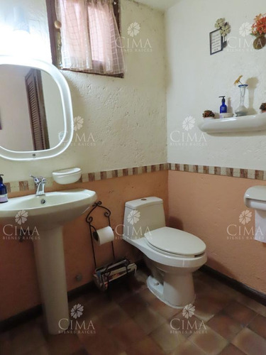 Imagen 22 de 30 de Venta Hermosa Residencia Al Norte De Cuernavaca- V82