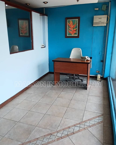 Se Vende Local U Oficina En Cc. Maracay Plaza Maracay