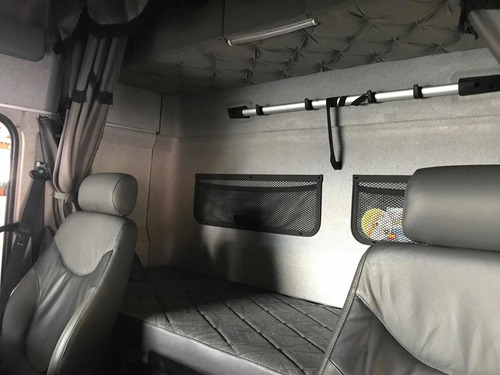 Imagem 3 de 10 de Mercedes Bens 2430