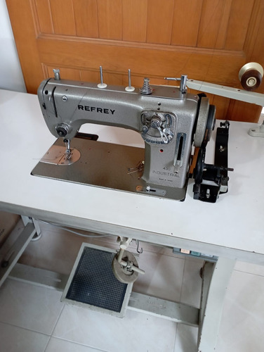 Maquina De Coser Semi-industrial Refrey