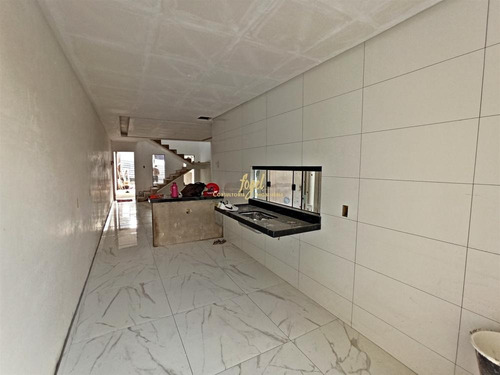 Imagem 5 de 20 de Fco Bernardino / Fontesville - Casa 3/4 (1 Suíte E 1 Demi-suíte) - Ampla Sala Com Lavabo - Amplo Quintal Com Espaço Gourmet - 2 Vagas - Cs2203v1