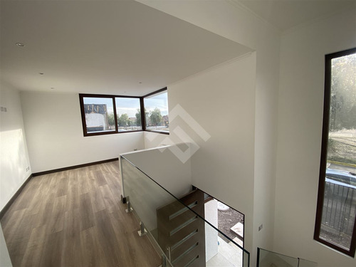 Casa En Venta De 4 Dorm. En Colina Brisas Norte